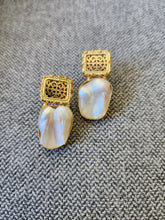 Load image into Gallery viewer, Signature Baroque Pearl Studs Square
