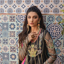 Load image into Gallery viewer, Bikhray Moti Chandelier Jhumkas
