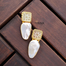 Load image into Gallery viewer, Signature Baroque Pearl Studs Square
