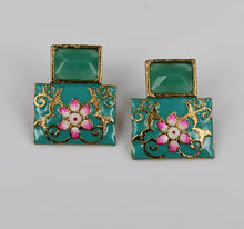 Load image into Gallery viewer, Desi Swag Studs
