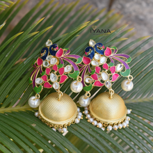 Load image into Gallery viewer, Taraash Jhumkas
