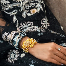 Load image into Gallery viewer, Floral Adjustable Handcuff
