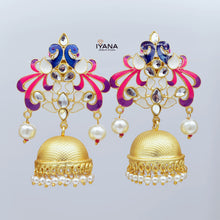 Load image into Gallery viewer, Taraash Jhumkas
